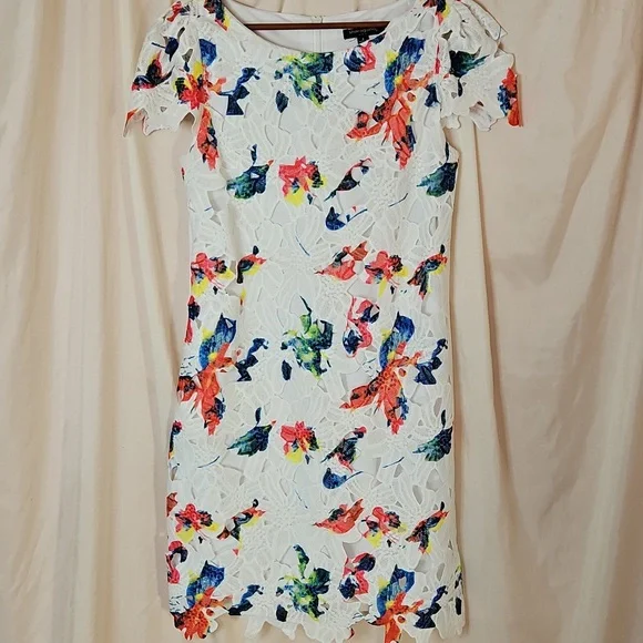 Sharagano Watercolor White Lace Sheath Dress Women's 8 Rainbow Vibrant Artsy NWT - Picture 2 of 9